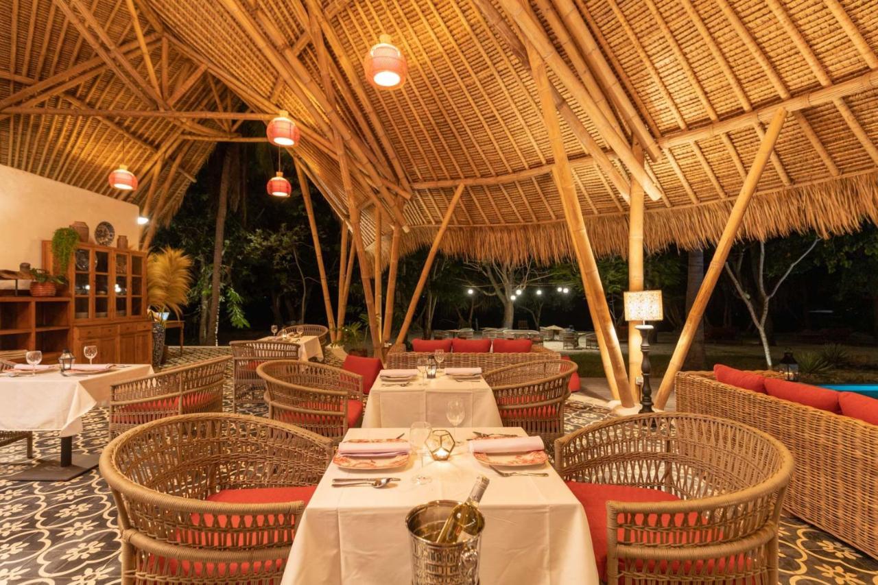 Amahelia Luxury Resort & Restaurant - Gili Asahan Exteriér fotografie